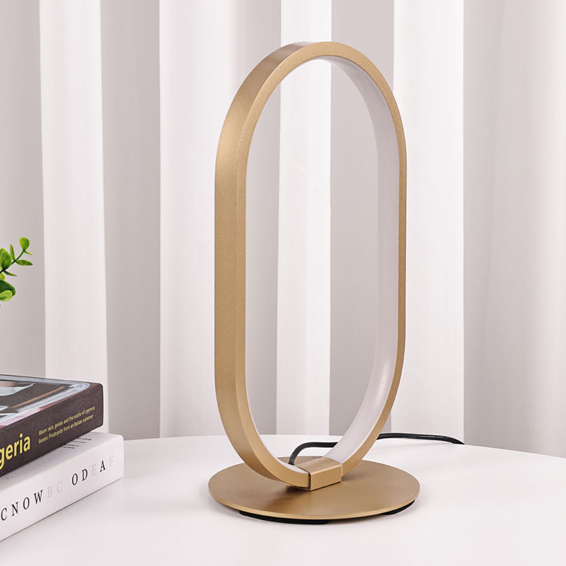 Eenvoudige luxe LED-bureaulamp